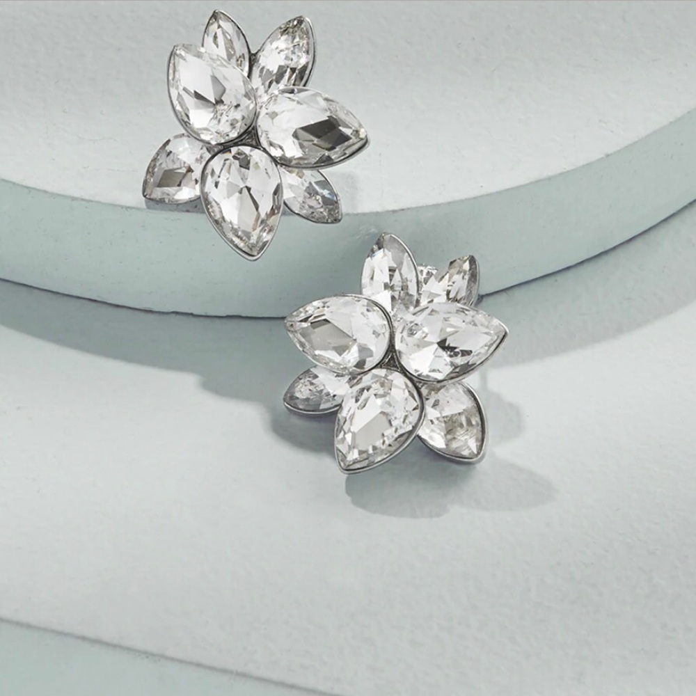 Olive + Piper // Versailles Stud Earrings
